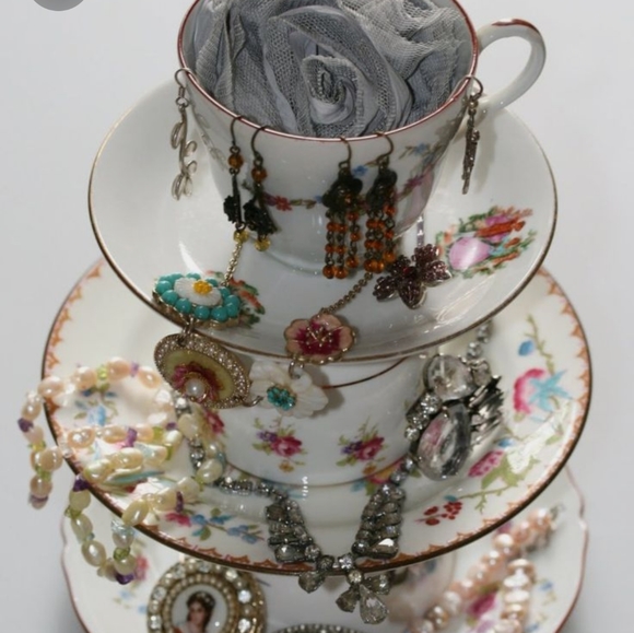 Vintage Anniversary rose bone China vintage teacup set - Picture 10 of 10